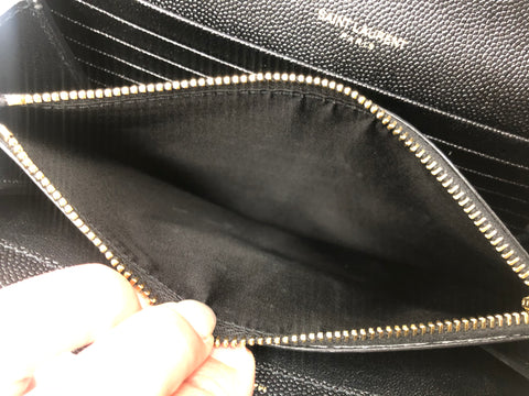 Saint Laurent Vicky Chain Wallet Bag