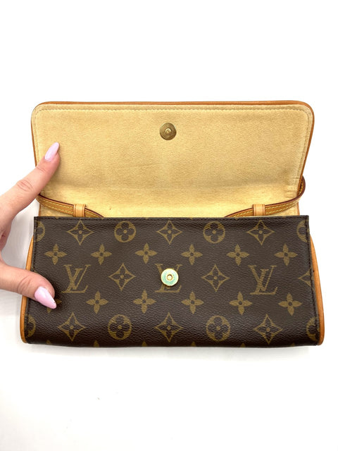 Louis Vuitton Twin Pochette GM