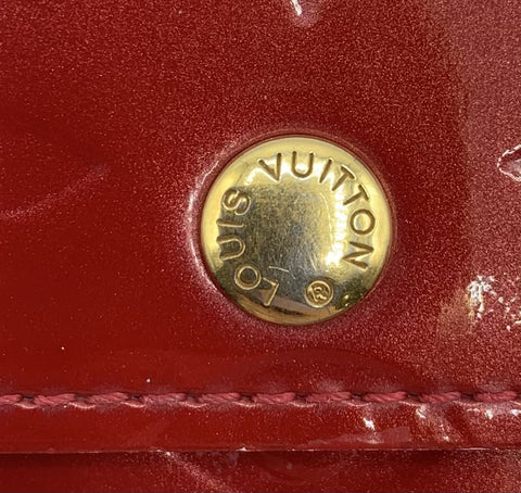 Louis Vuitton Sarah Wallet in Patent Leather
