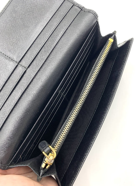 Prada Wallet in Black Saffiano Leather