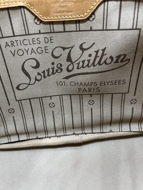 Louis Vuitton Neverfull MM