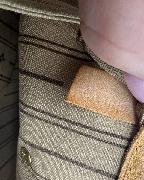 Louis Vuitton Neverfull MM
