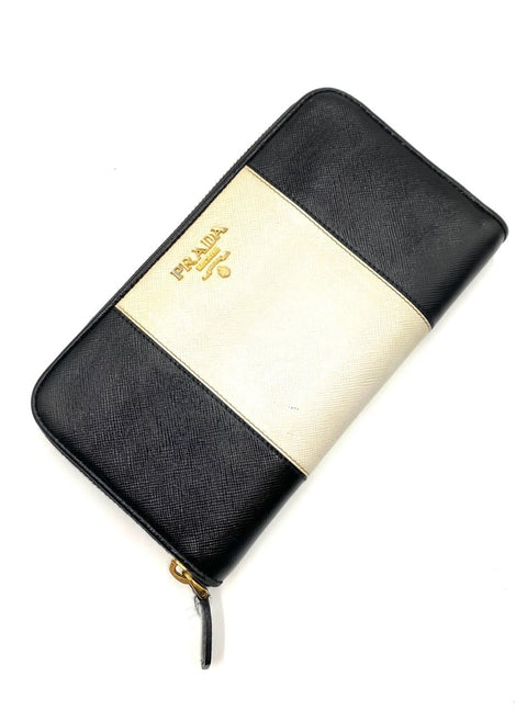 Prada Wallet in Saffiano Leather