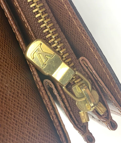 Louis Vuitton Sarah Wallet