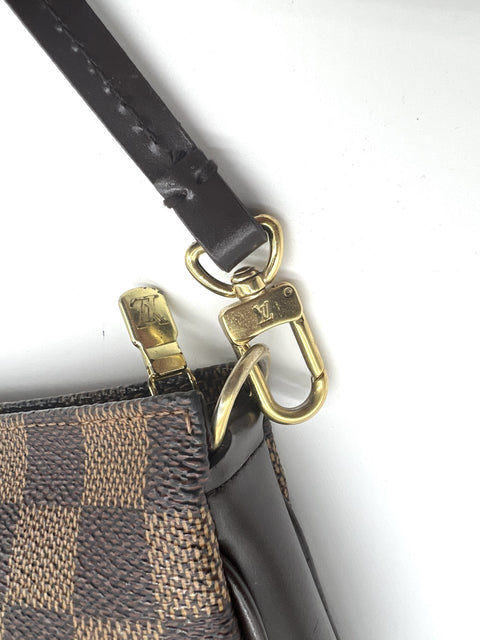 Louis Vuitton Pochette Handbag