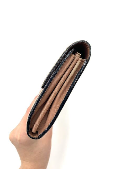 Louis Vuitton Sarah Wallet in Patent Leather