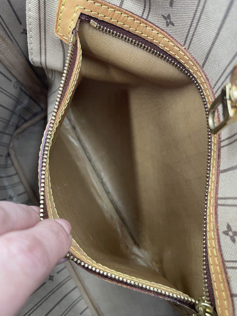 Louis Vuitton Neverfull MM
