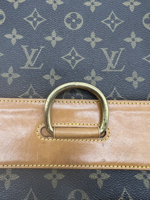 Louis Vuitton Jena Clutch