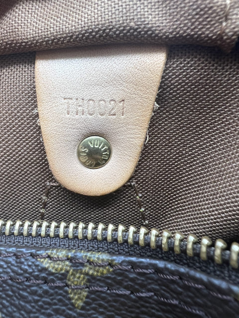 Louis Vuitton Speedy 30
