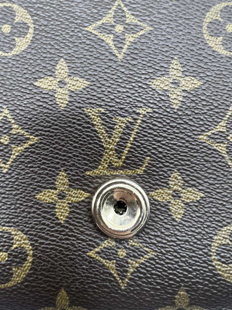 Louis Vuitton Bordeaux Shoulder Bag