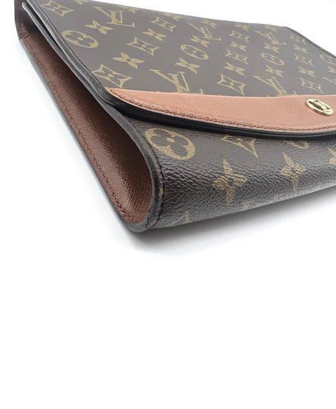 Louis Vuitton Bordeaux Shoulder Bag
