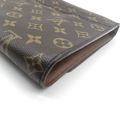 Louis Vuitton Bordeaux Shoulder Bag