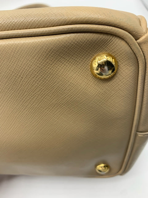 Prada Galleria Large Tote Bag in Beige
