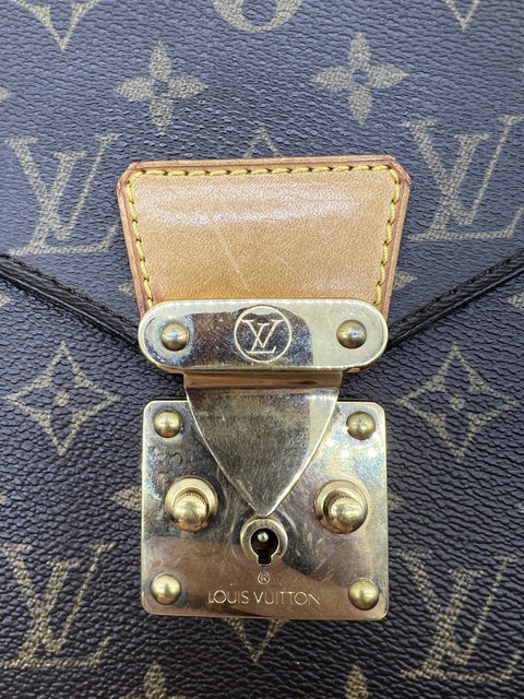 Louis Vuitton Serviette Conseiller Briefcase