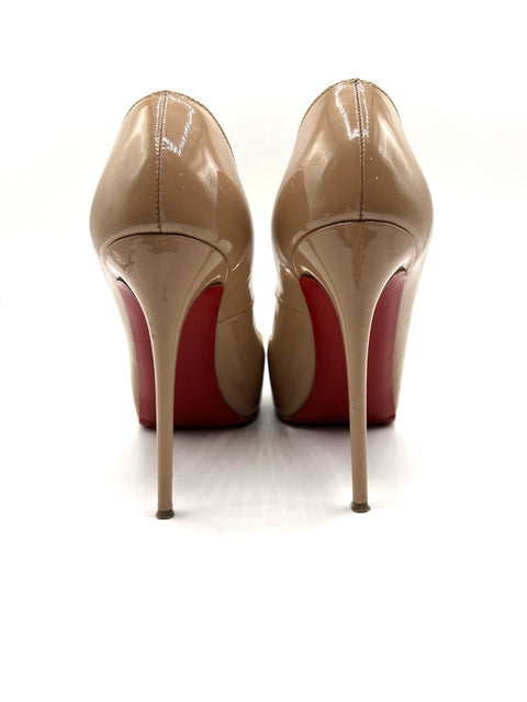 Christian Louboutin Very Prive 100 Pumps