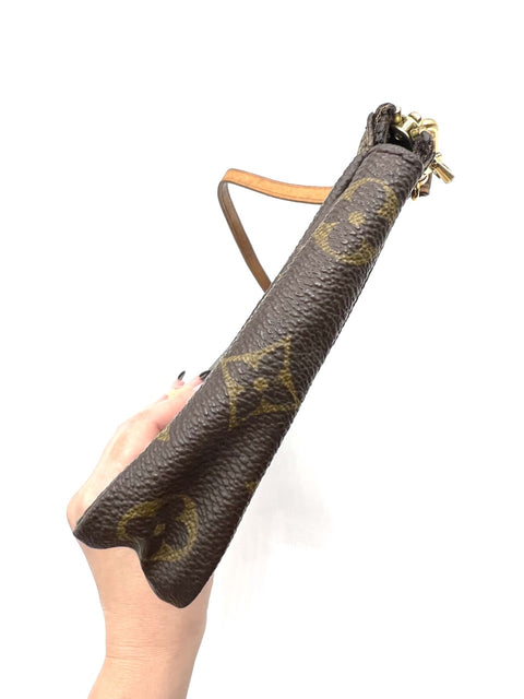 Louis Vuitton Pochette Accessories