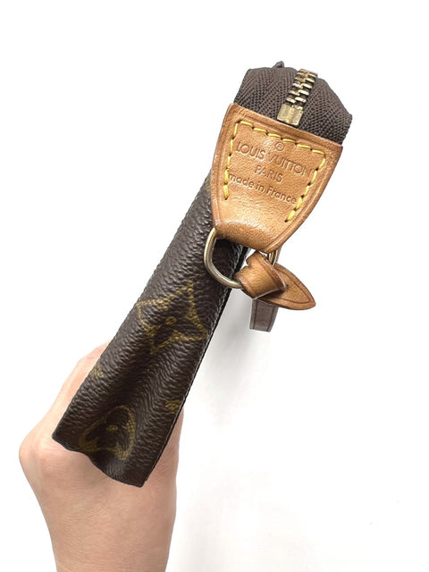 Louis Vuitton Pochette Accessories