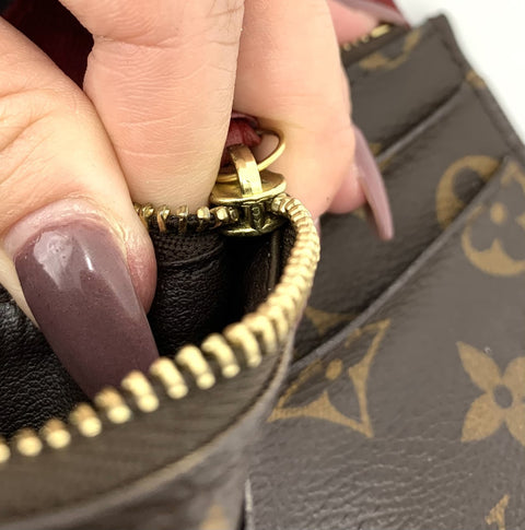 Louis Vuitton Emilie Wallet in Monogram