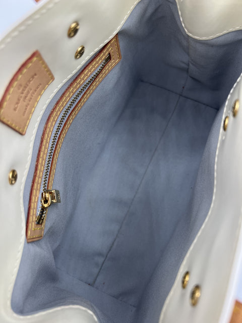 Louis Vuitton Perle Vernis Reade PM Bag