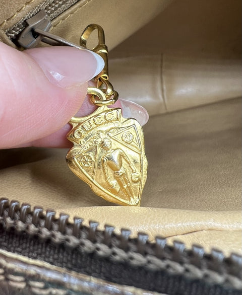 Gucci Crossbody Bag GG Canvas