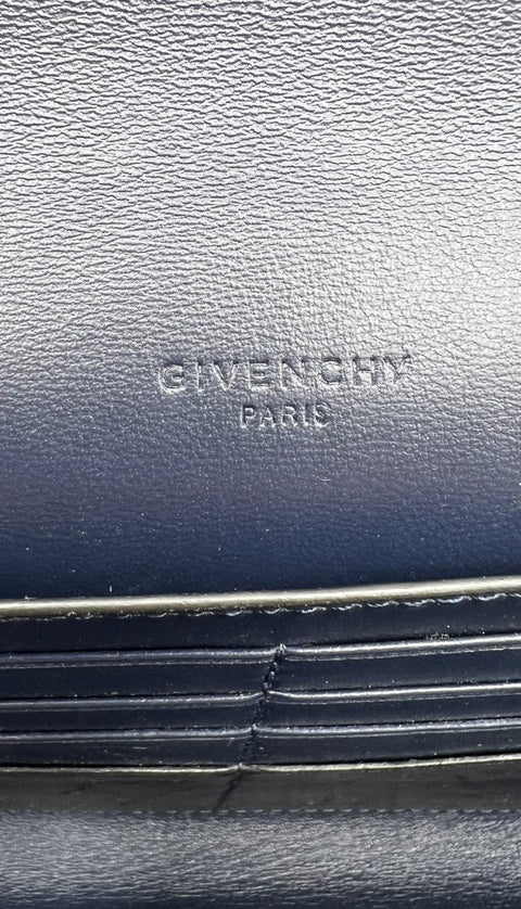 Givenchy Wallet on Chain